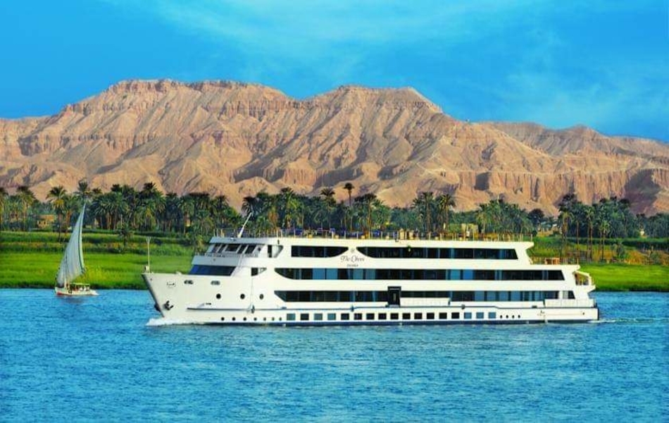 Nile Cruise Tour to Luxor & Aswan from Hurghada 